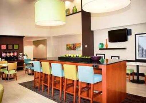 фото отеля Hampton Inn & Suites Wheeling The Highlands