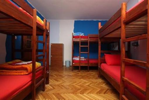 фото отеля Montenegro Hostel Kotor