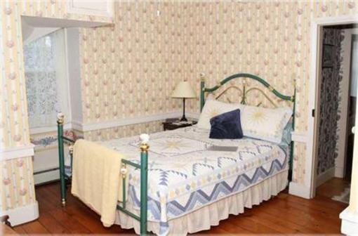 фото отеля Limestone Inn Bed and Breakfast