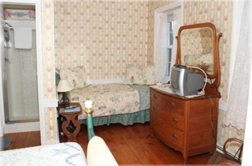 фото отеля Limestone Inn Bed and Breakfast