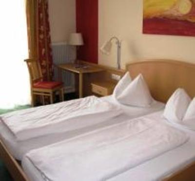 фото отеля Hotel Bauernhof Stiedlbauerhof Seeham