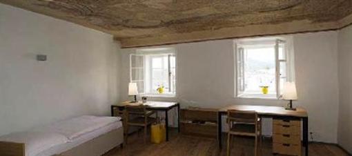 фото отеля Kolpinghaus Hallein Hotel