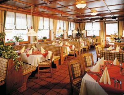 фото отеля Hotel Pension Sankt Leonhard im Pitztal