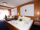 фото отеля Hotel Pension Sankt Leonhard im Pitztal