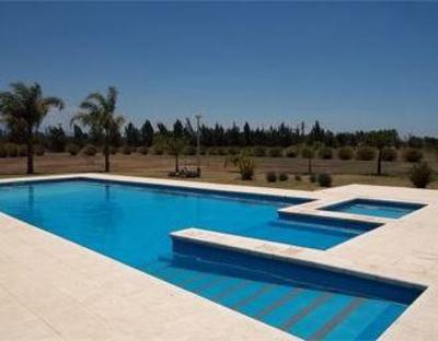 фото отеля Howard Johnson Inn Rosario de la Frontera