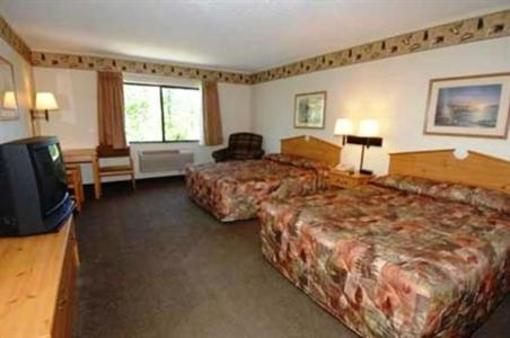 фото отеля Gateway Lodge & Suites