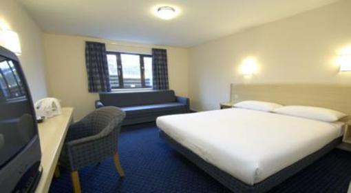 фото отеля Travelodge Chesterfield
