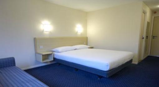 фото отеля Travelodge Chesterfield