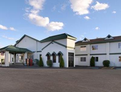 фото отеля Super 8 Motel Weymouth