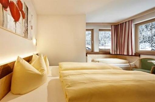 фото отеля Fruhstuckspension Villa Sonne Gerlos
