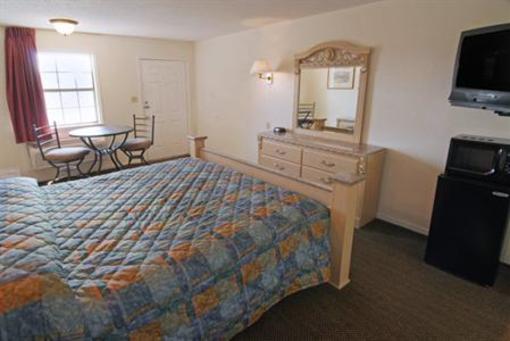 фото отеля Americas Best Value Inn Stanton