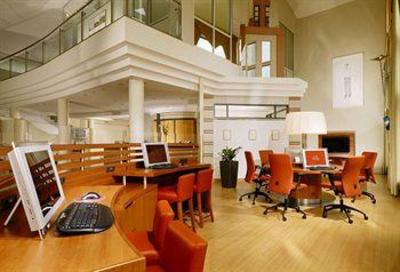 фото отеля Sheraton Offenbach Hotel Offenbach am Main
