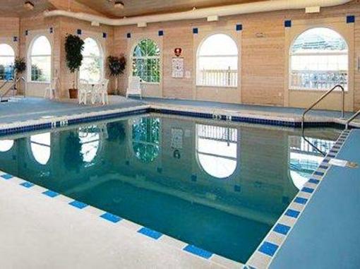 фото отеля Rodeway Inn Jefferson (Wisconsin)