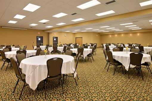 фото отеля Supertel Inn and Conference Center