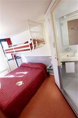 фото отеля Hotel Premiere Classe Melun Senart Vert-Saint-Denis