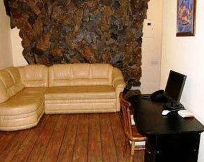 фото отеля Naberezhno-Kreschatitska Kiev Podol Apartment