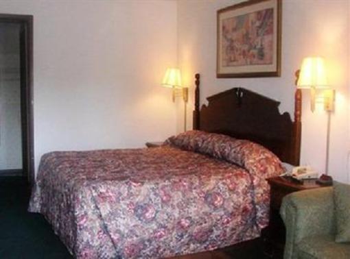 фото отеля Scottish Inns & Suites Perry
