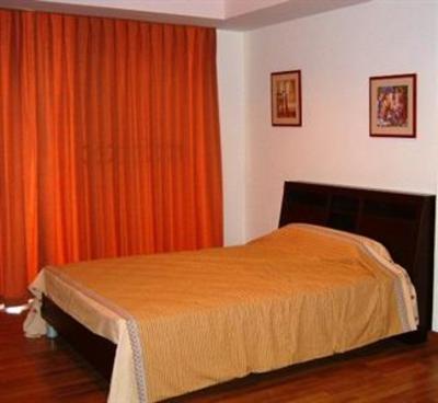 фото отеля Spanish Place Condominium