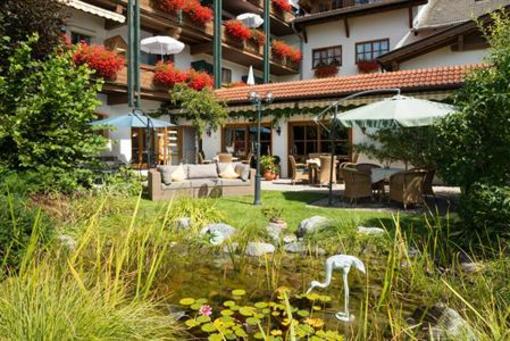 фото отеля Hotel Zum Grünen Baum Ehrwald