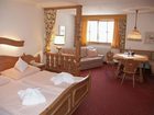 фото отеля Hotel Zum Grünen Baum Ehrwald