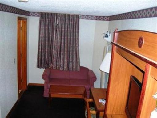 фото отеля Wesley Inn & Suites
