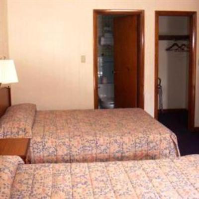фото отеля Wesley Inn & Suites