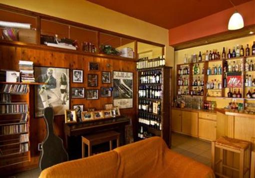 фото отеля Sifis Hotel & Bistro Cafe