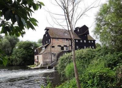 фото отеля The Three Horseshoes Inn