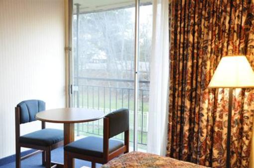 фото отеля Niantic Motel