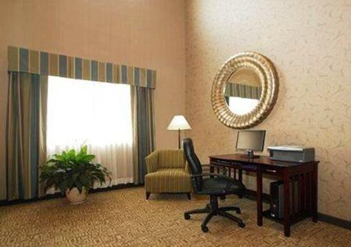 фото отеля Sleep Inn & Suites Pleasant Hill (Iowa)