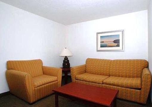 фото отеля Sleep Inn & Suites Pleasant Hill (Iowa)