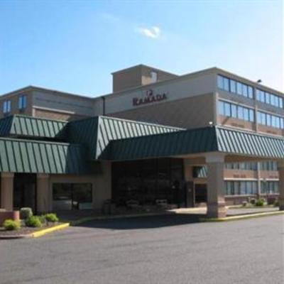 фото отеля Ramada Rochelle Park Paramus Area