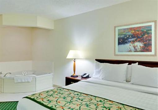 фото отеля Fairfield Inn Chicago Southeast/Hammond