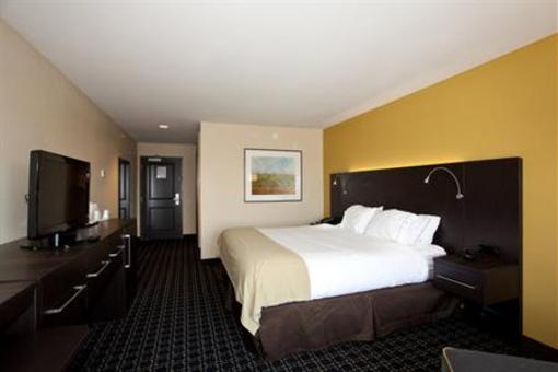 фото отеля Holiday Inn Express & Suites Newton
