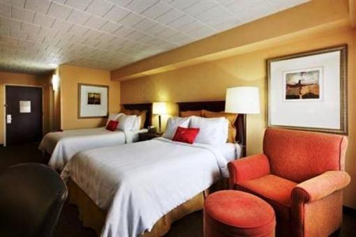 фото отеля Crowne Plaza Hotel Paramus