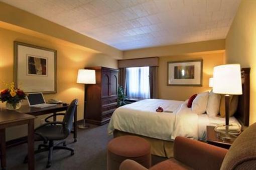 фото отеля Crowne Plaza Hotel Paramus