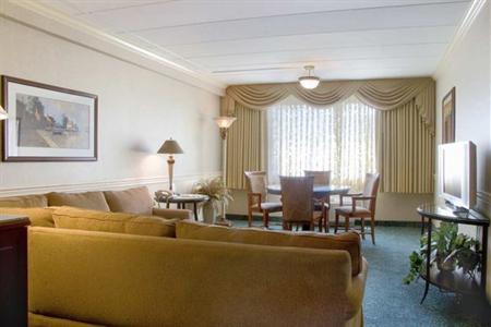 фото отеля Doubletree Hotel Chicago Alsip