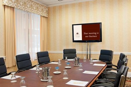 фото отеля Doubletree Hotel Chicago Alsip