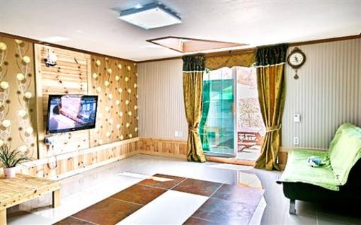 фото отеля Baraeroad Pension