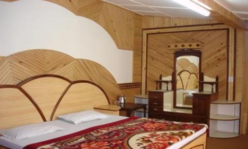 фото отеля Elphinstone Hotel Nainital