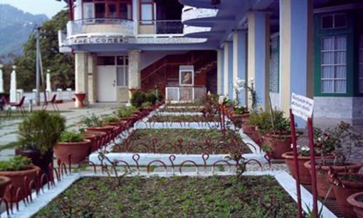 фото отеля Elphinstone Hotel Nainital