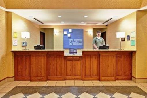 фото отеля Holiday Inn Express Paragould