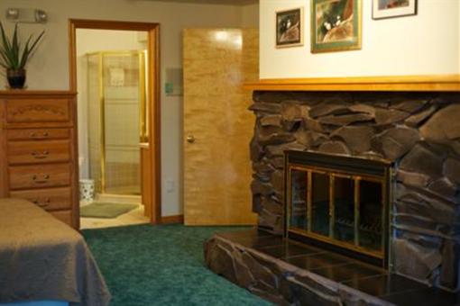 фото отеля Alaska House of Jade Bed and Breakfast