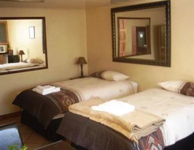фото отеля Eagle Crest Executive Lodge