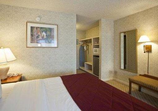 фото отеля Rodeway Inn Near Fairplex