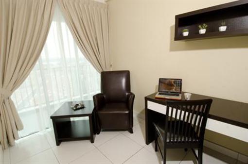 фото отеля Bayu Marina Resort