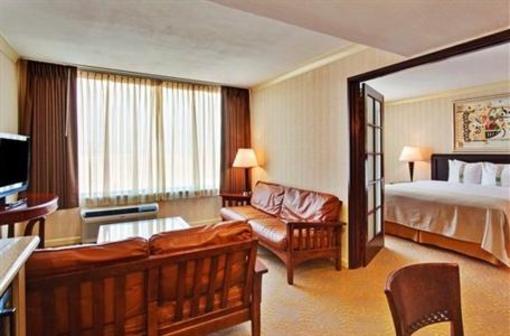 фото отеля Holiday Inn Select Diamond Bar