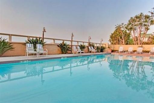 фото отеля Holiday Inn Select Diamond Bar