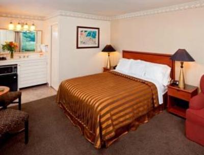 фото отеля Days Hotel Circle by SeaWorld