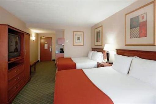 фото отеля Holiday Inn Express Auburn